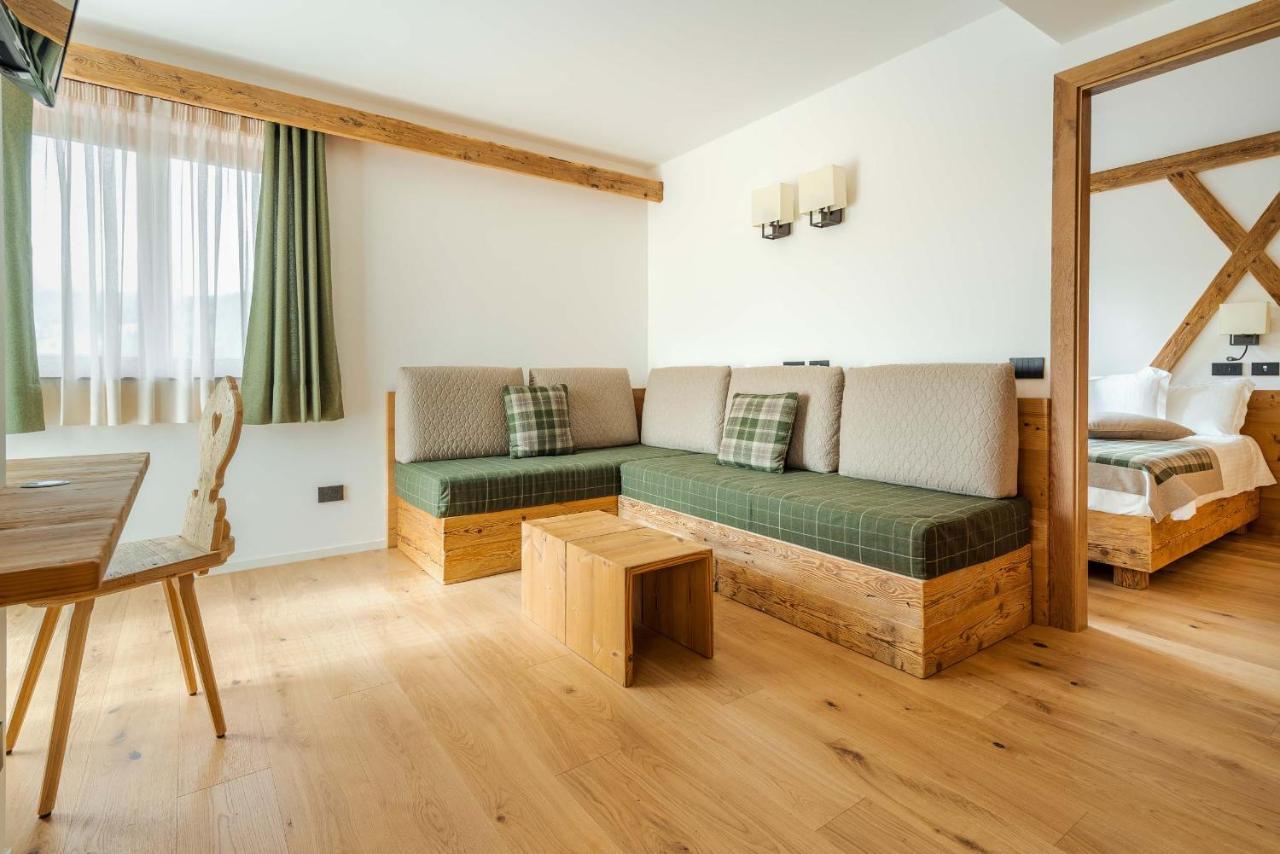 Camina Suite And Spa Κορτίνα Ντ' Αμπέτσο Εξωτερικό φωτογραφία