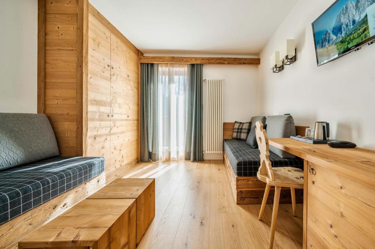 Camina Suite And Spa Κορτίνα Ντ' Αμπέτσο Εξωτερικό φωτογραφία